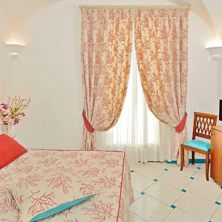 Hotell Hotel Residence Amalfi